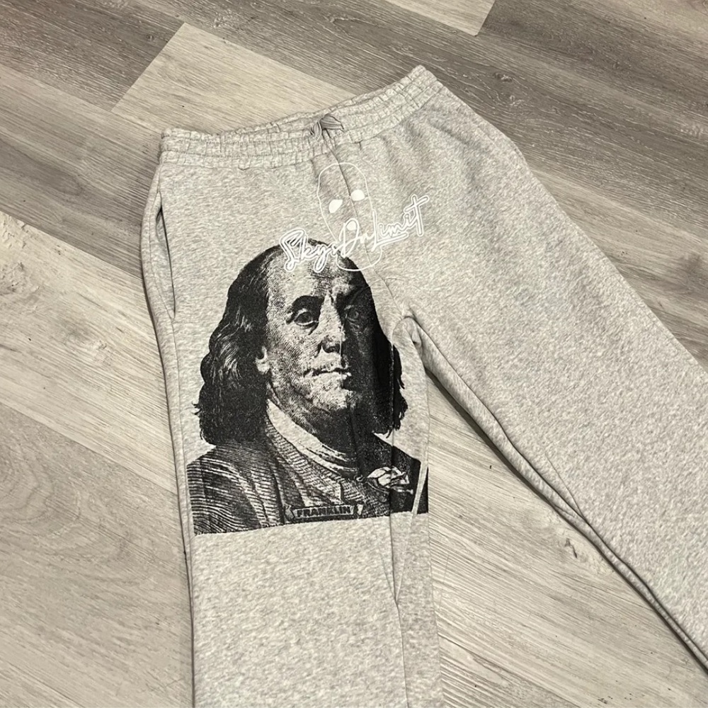 Skysdalimit sweatpants black and/or grey Size L